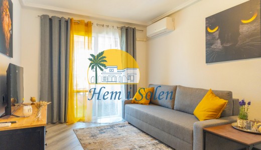 Apartment - Resale - Torrevieja -
                Centro