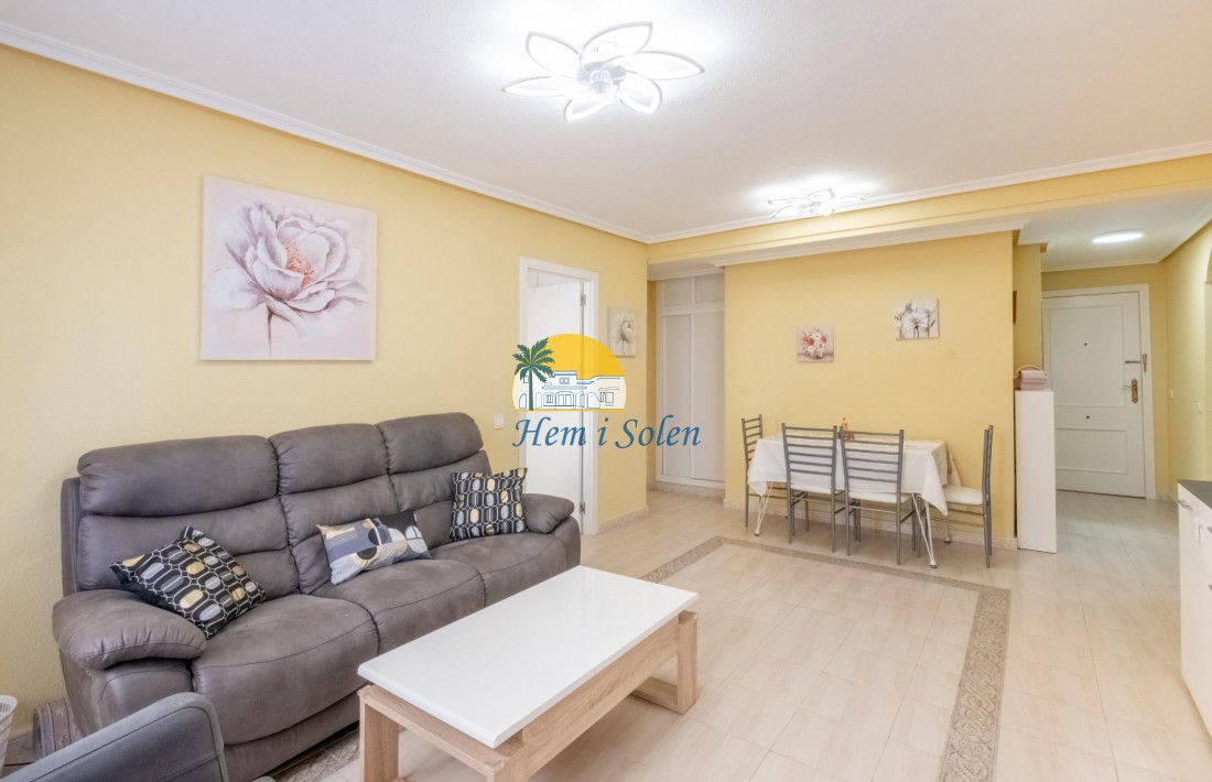 Återförsäljning - Lägenhet -
Torrevieja - La Mata