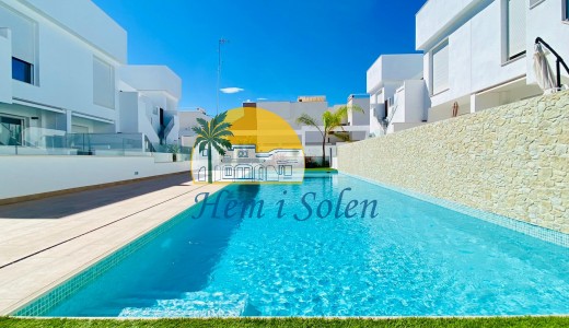 Ground Floor Bungalow - New Build - Pilar de la Horadada - pueblo