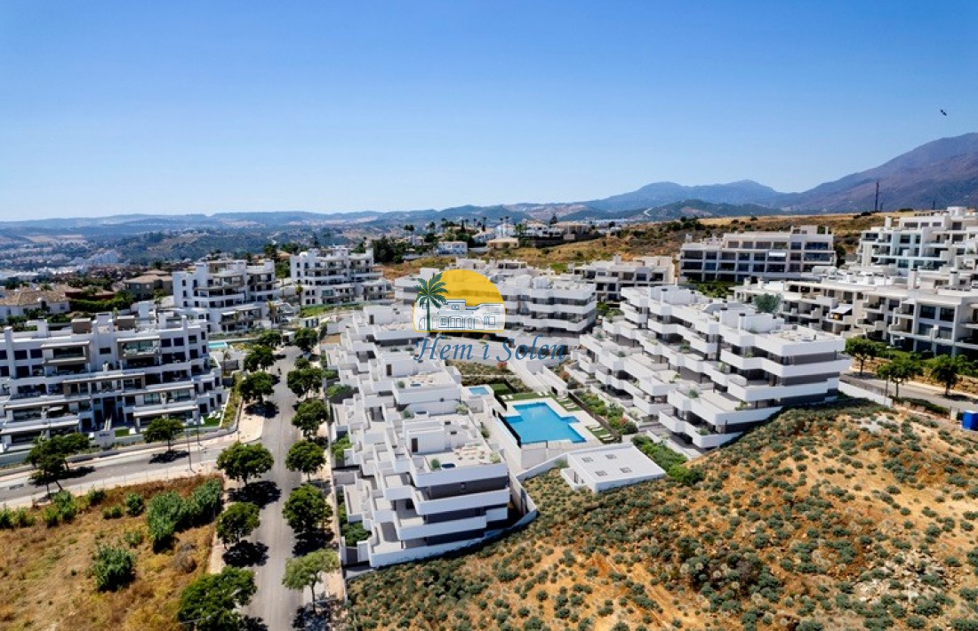 New Build - Apartment -
Estepona