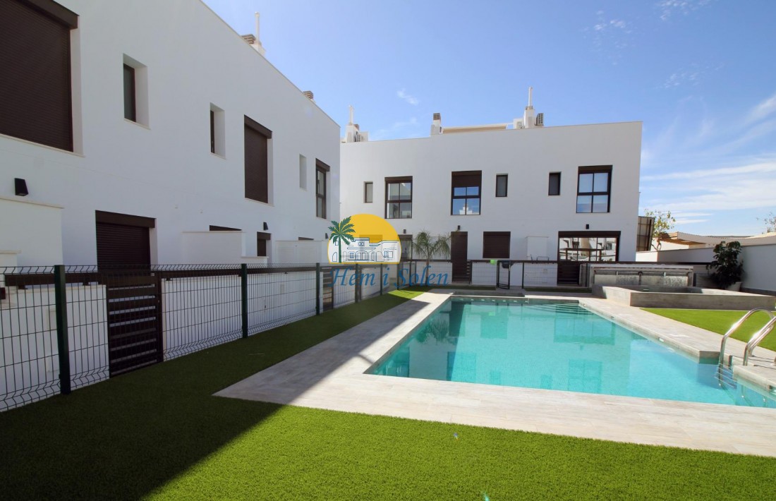 New Build - Semidetached -
Pilar de la Horadada - parque Andromeda