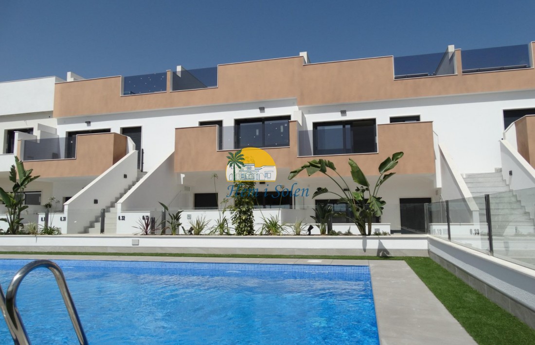 New Build - Top Floor Bungalow -
Pilar de la Horadada - pueblo