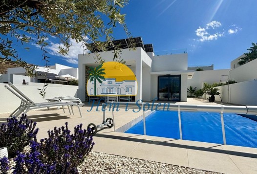 New Build - Villa -
Benijofar - Pueblo