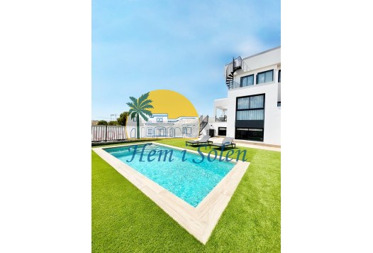 Nueva construcción  -  -
Algorfa - La finca golf