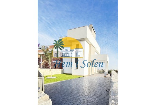 Nueva construcción  -  -
Algorfa - La finca golf