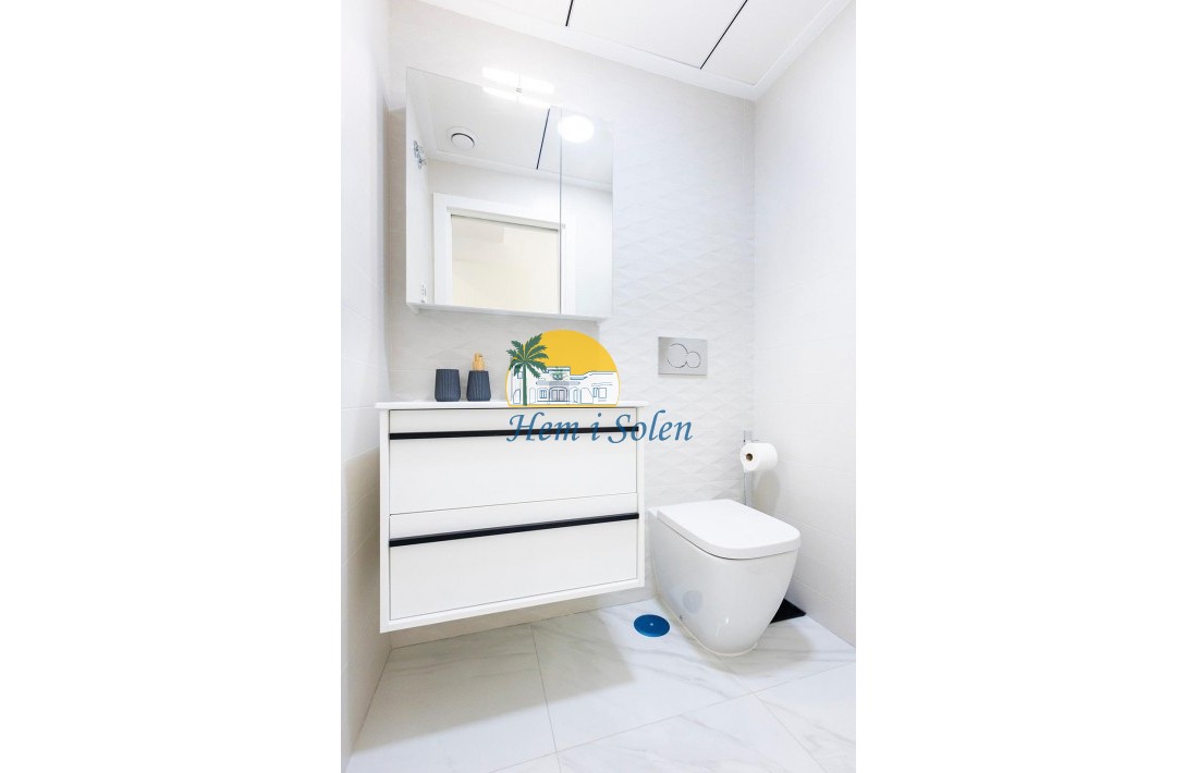 Nueva construcción  - Apartamento -
Jacarilla - pueblo