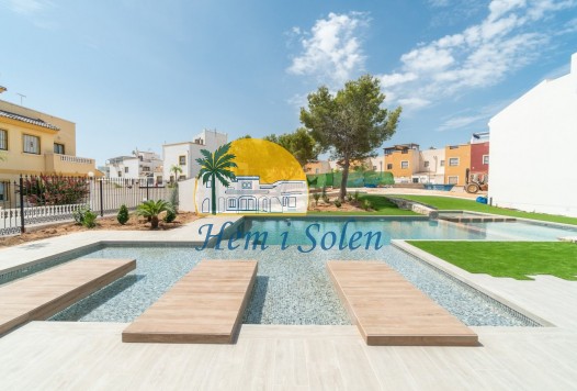 Nueva construcción  -  -
Torrevieja - Los balcones
