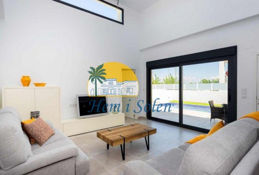 Nueva construcción  - Villa -
Daya Nueva - CENTRO