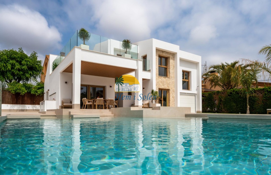 Nueva construcción  - Villa -
Orihuela Costa - Campoamor