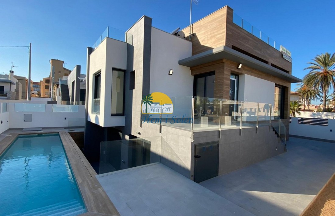 Nueva construcción  - Villa -
Torrevieja - La Mata