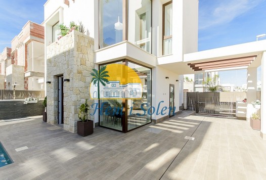 Nybyggd - Villa -
Cartagena - Playa Honda