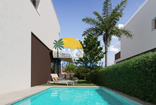 Nybyggd - Villa -
La Marina - El Pinet