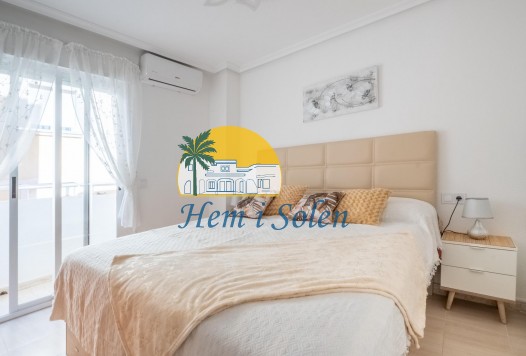 Resale - Apartment -
Torrevieja - La Mata