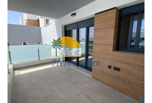 Reventa - Apartamento -
Alicante - Campoamor