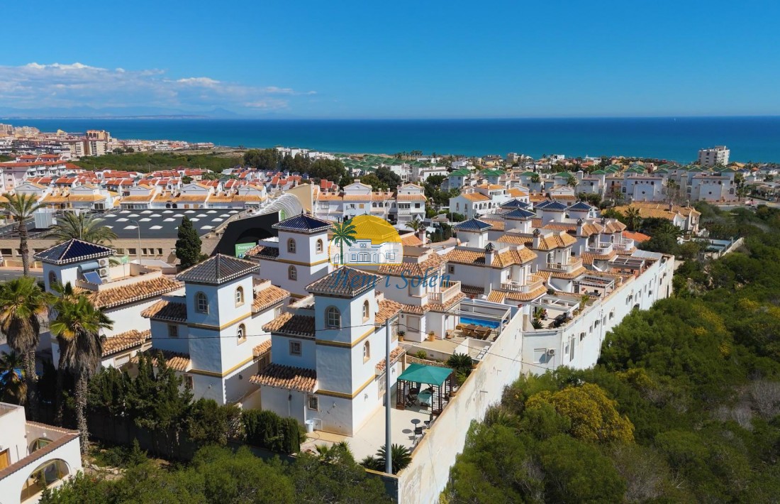 Reventa - Villa -
Torrevieja - La Mata