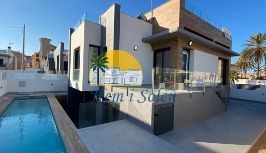 Villa - Nueva construcción  - Torrevieja - La Mata