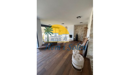 Nybyggd - Parhus -
Altea - Sierra de Altea