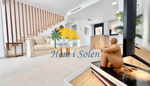 New Build - Town House -
Cox - San Fernando