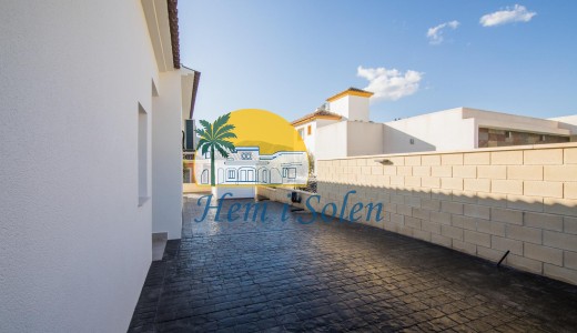 Nybyggd - Villa -
Pinoso - Lel