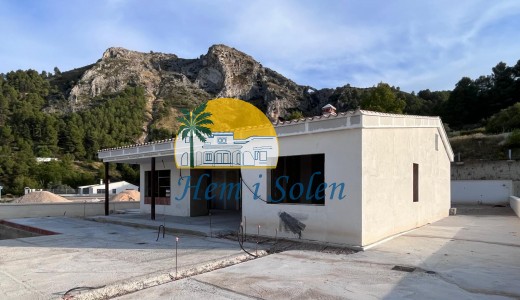 Nueva construcción  - Villa -
Penaguila - El Olivar