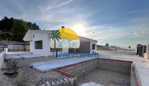 Nueva construcción  - Villa -
Penaguila - El Olivar