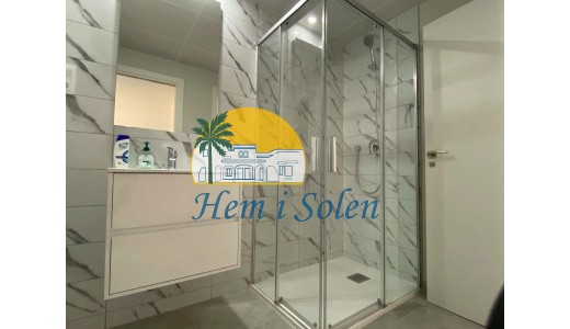 Reventa - Apartamento -
Alicante - Campoamor
