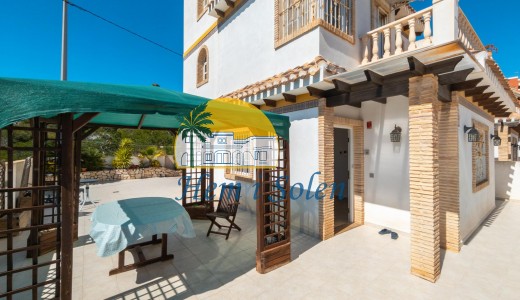 Reventa - Villa -
Torrevieja - La Mata