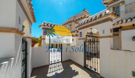 Reventa - Villa -
Torrevieja - La Mata