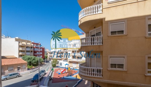 Återförsäljning - Lägenhet -
Torrevieja - La Mata