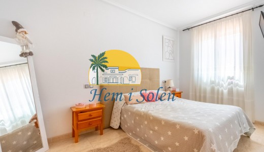 Återförsäljning - Lägenhet -
Torrevieja - Playa del cura