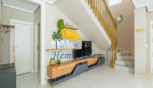 Reventa - Villa -
Orihuela Costa - Punta Prima