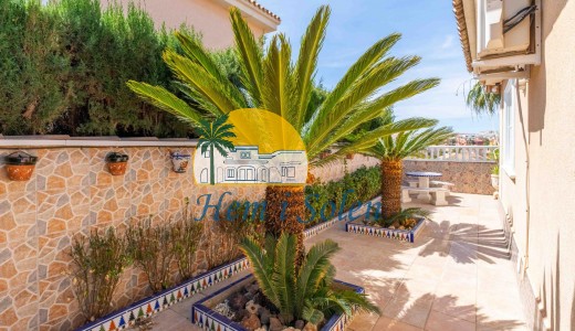 Reventa - Villa -
Orihuela Costa - Punta Prima