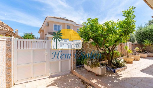 Reventa - Villa -
Orihuela Costa - Punta Prima