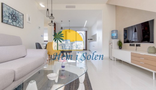 Nueva construcción  -  -
Torrevieja - Los balcones