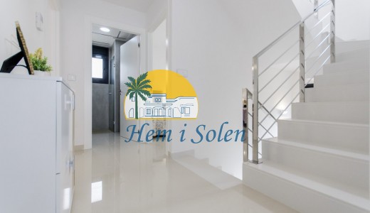 Nueva construcción  - Villa -
San Miguel de Salinas - Cerro del Sol