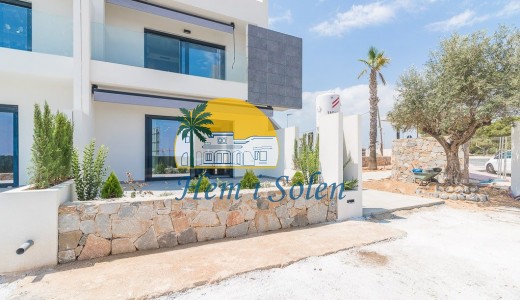 Nueva construcción  -  -
Torrevieja - Los balcones