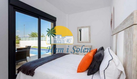 Nueva construcción  - Villa -
Daya Nueva - CENTRO