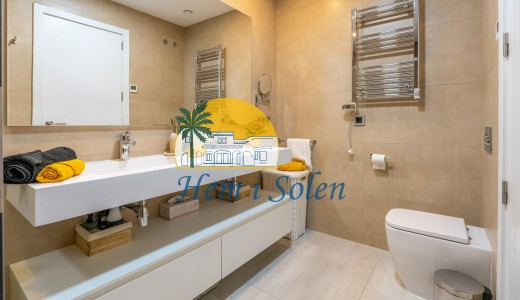 Reventa - Apartamento -
Benidorm - Playa de Poniente