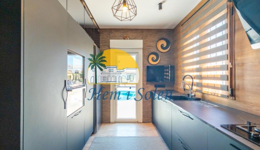 Återförsäljning - Villa -
Torrevieja - La Siesta - El Salado - Torreta
