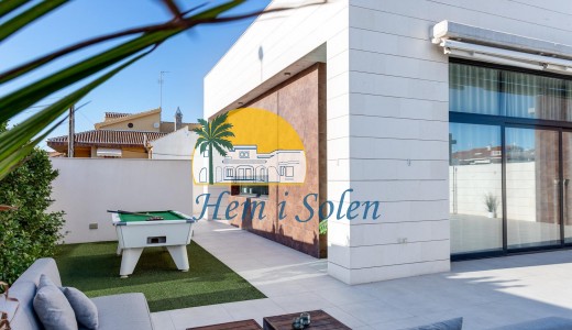 Nybyggd - Villa -
Pilar de la Horadada