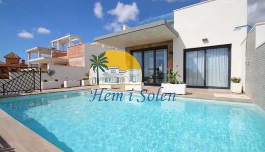 Nueva construcción  - Villa -
San Miguel de Salinas - Cerro del Sol