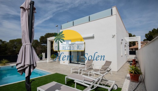 Nueva construcción  - Villa -
Pilar de la Horadada - Pinar de Campoverde