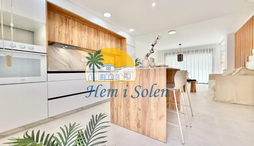 New Build - Town House -
Cox - San Fernando