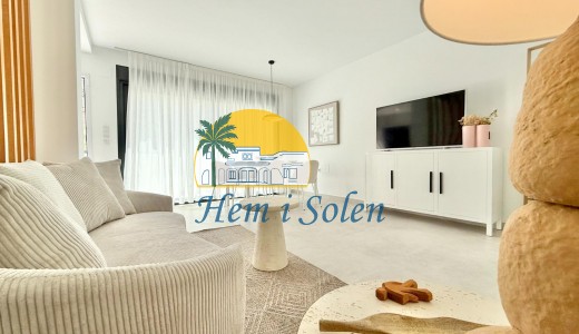 New Build - Town House -
Cox - San Fernando